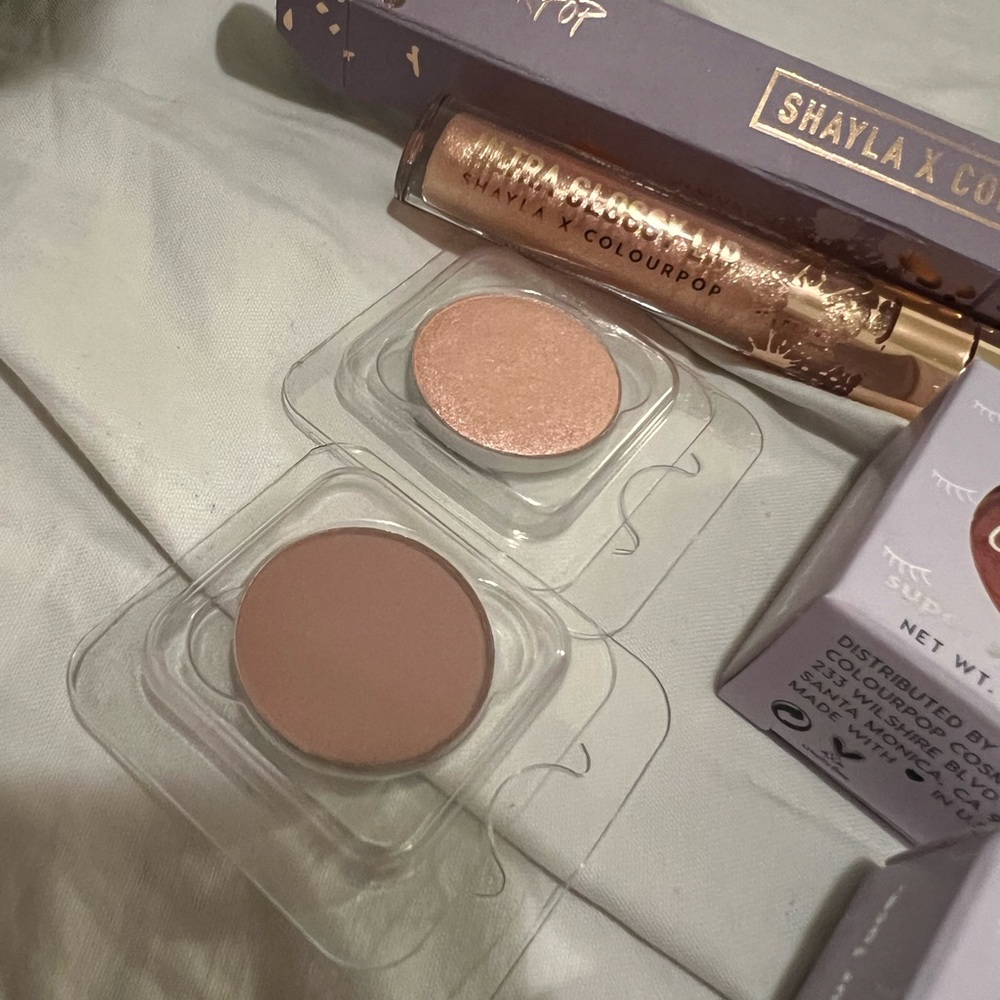 Colourpop Bundle - Picture 3 of 4